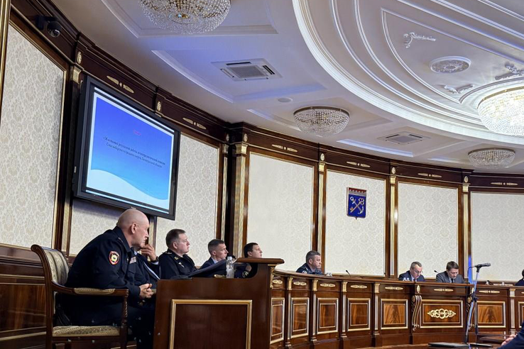 Безопасность в фокусе: Ленинградская область готовится к выборам и новому учебному году