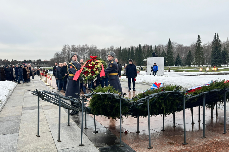 День полного освобождения Ленинграда от блокады