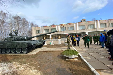 В Сертолово провели экскурсию в призыв